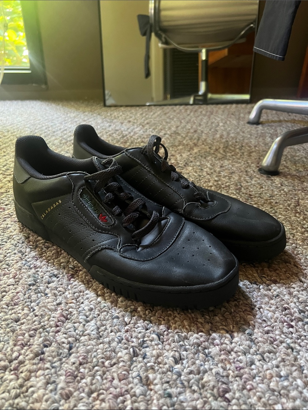 Adidas Yeezy - Calabasas black sneaker